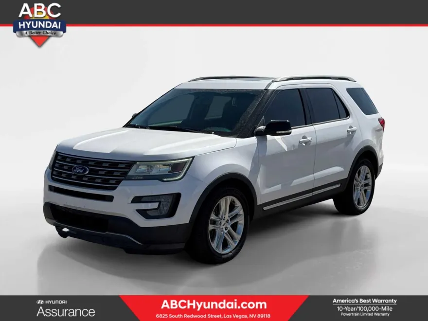 2016 Ford Explorer XLT photo 1