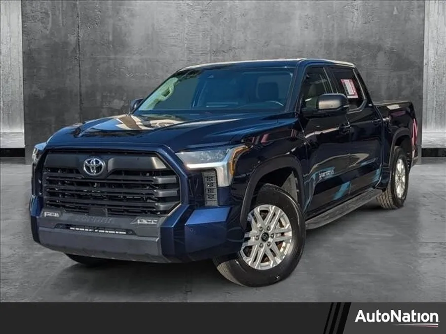2022 Toyota Tundra SR5 photo 1