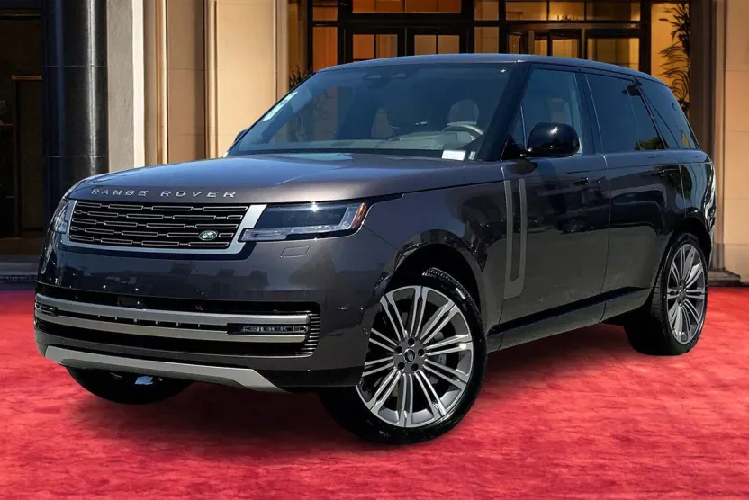 2025 Land Rover Range Rover SE photo 1