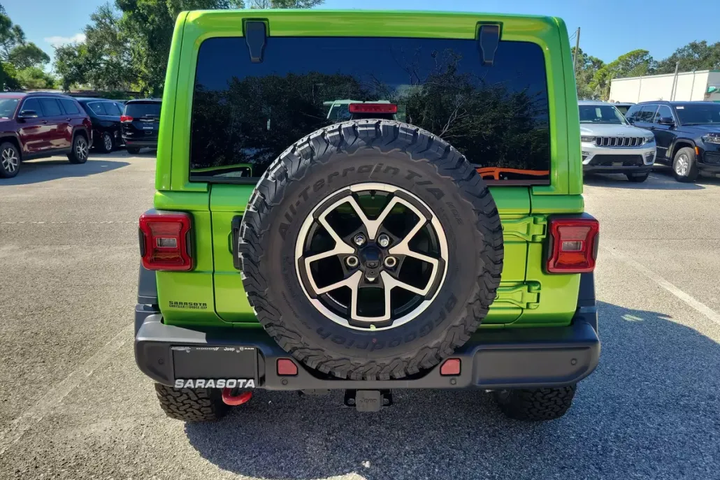 2025 Jeep Wrangler Rubicon photo 1