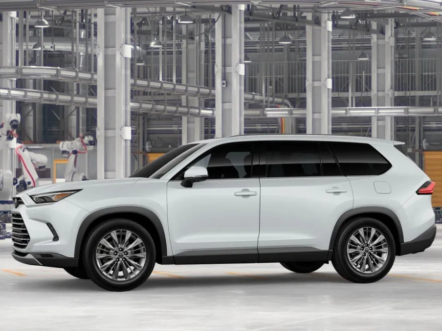 2026 Toyota Grand Highlander Limited photo 2