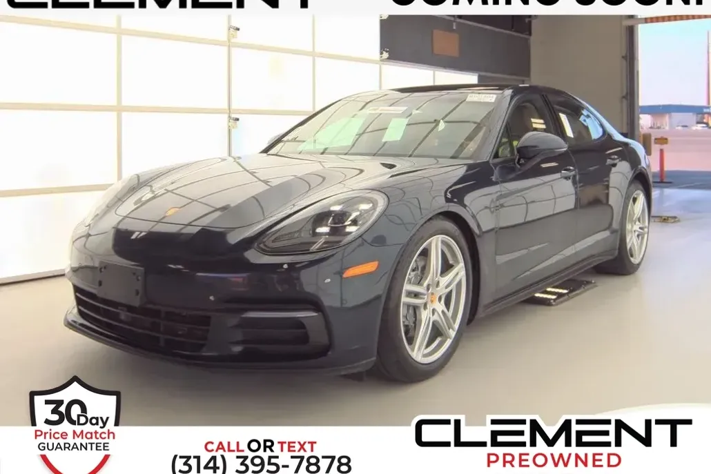 2018 Porsche Panamera Base photo 1