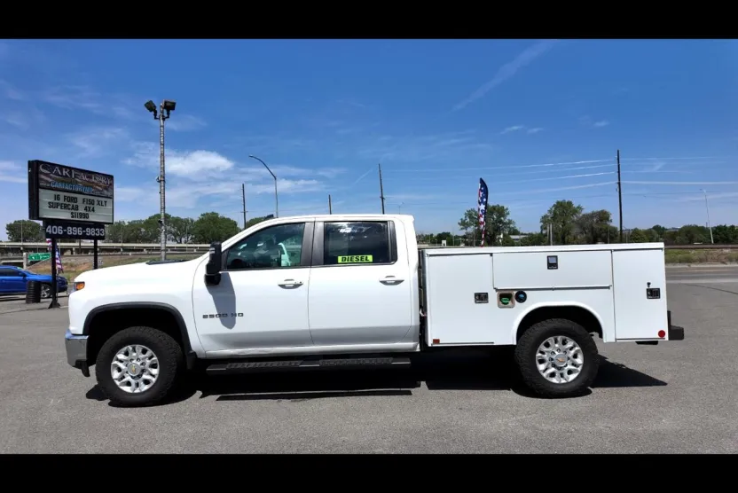 2022 Chevrolet Silverado 2500HD photo 1