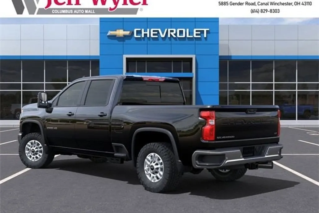 2025 Chevrolet Silverado 2500HD LT photo 1