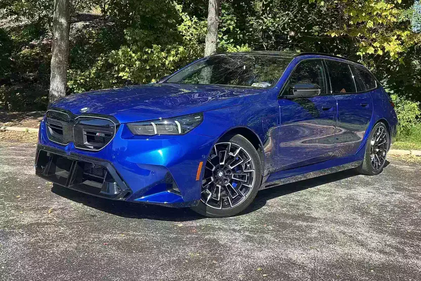 2025 Bmw M5 5 Touring photo 1