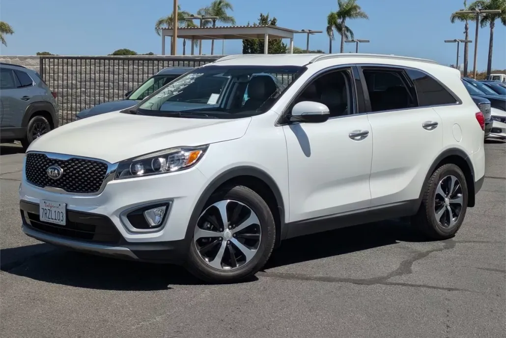 2016 Kia Sorento EX photo 1