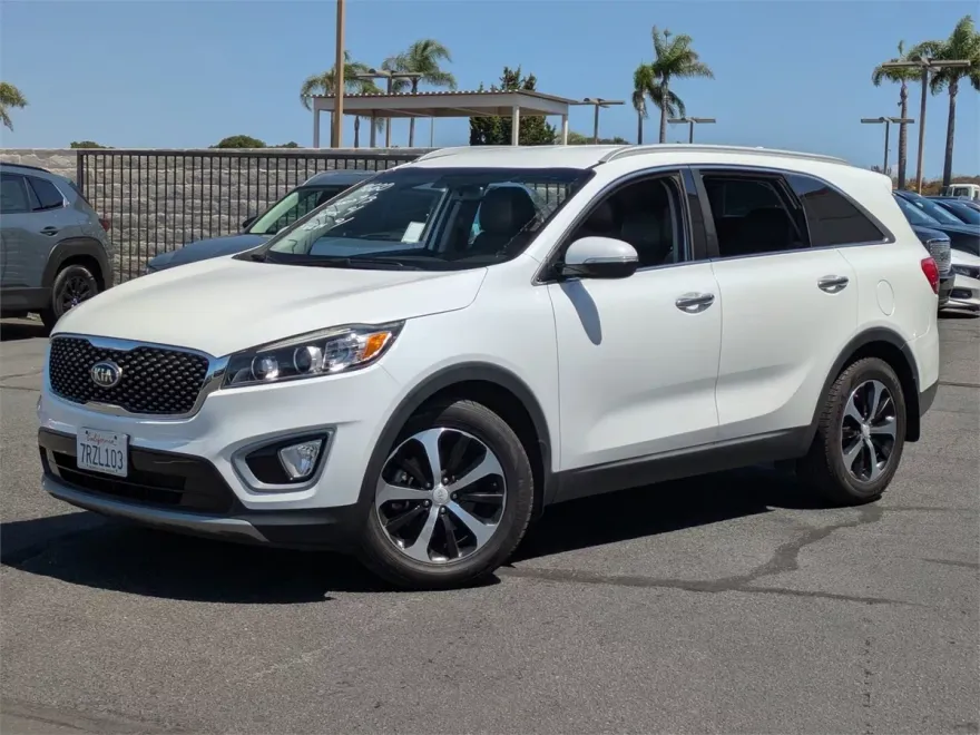 2016 Kia Sorento EX photo 1