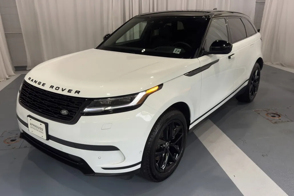 2025 Land Rover Range Rover Velar S Velar photo 1