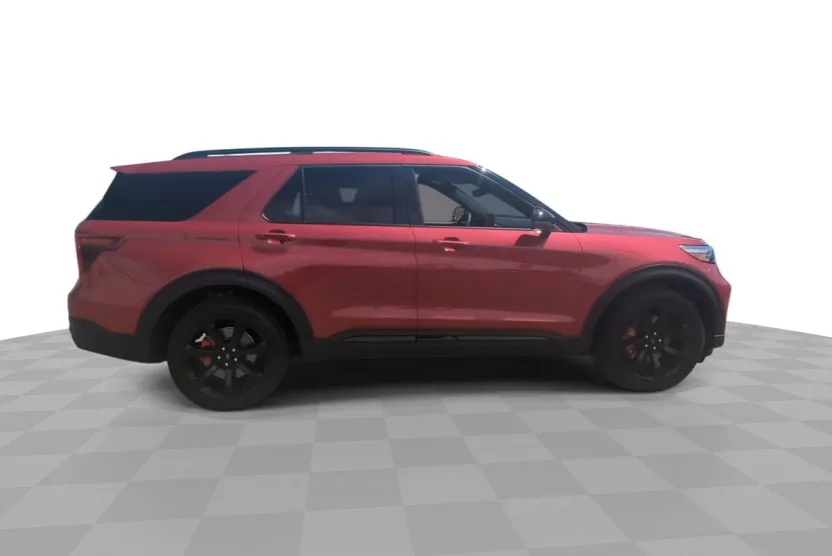 2024 Ford Explorer ST photo 1