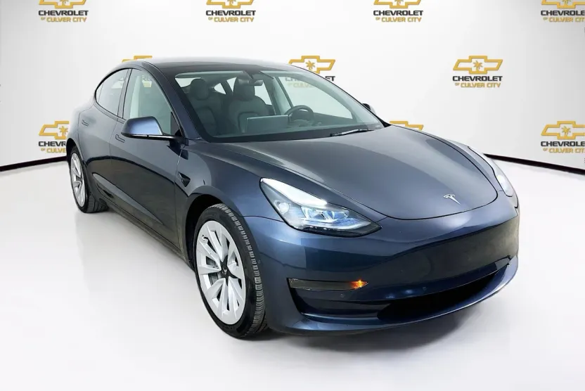 2022 Tesla Model 3 photo 1