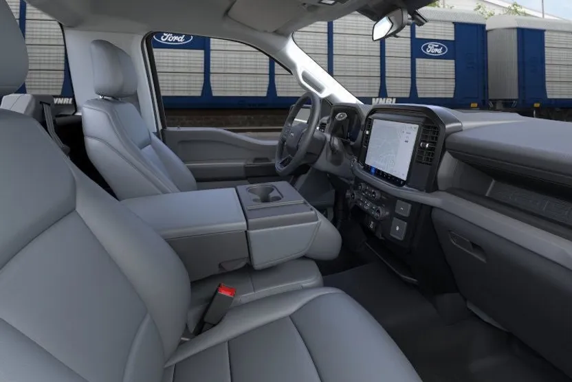 2025 Ford F-150 XL photo 1