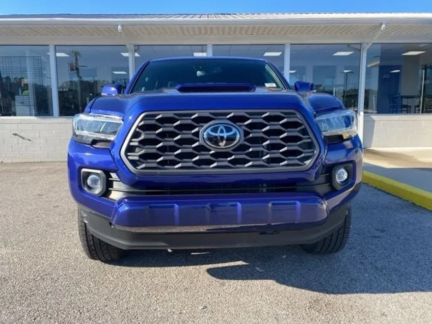 2022 Toyota Tacoma TRD Sport V6 photo 1