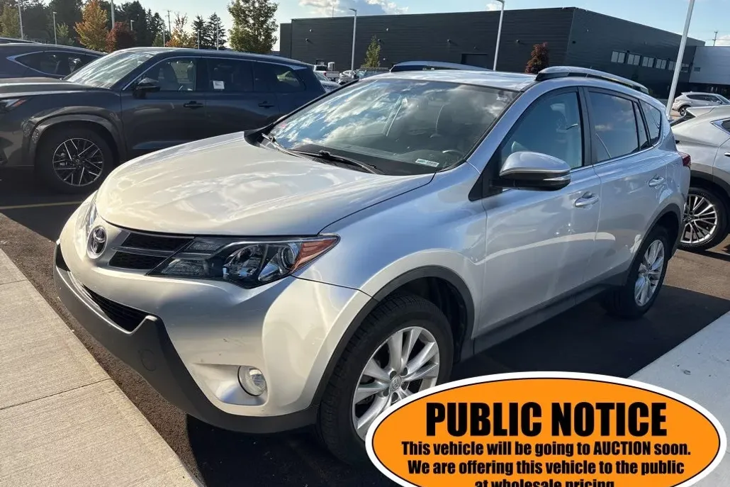 2013 Toyota RAV4 Limited photo 1