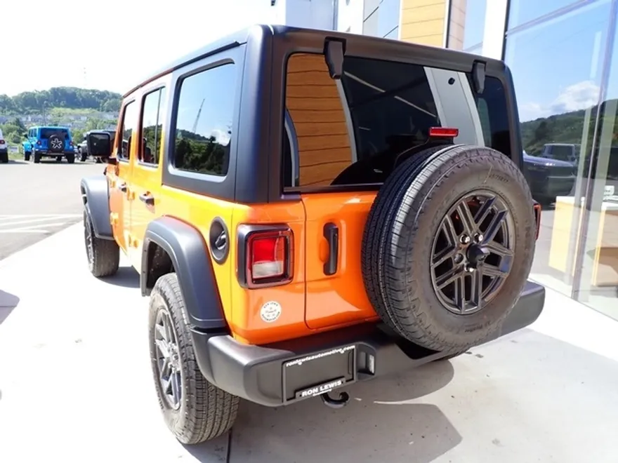 2025 Jeep Wrangler Sport S photo 1