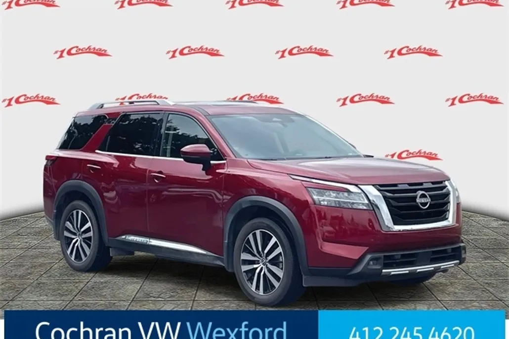 2023 Nissan Pathfinder Platinum photo 1