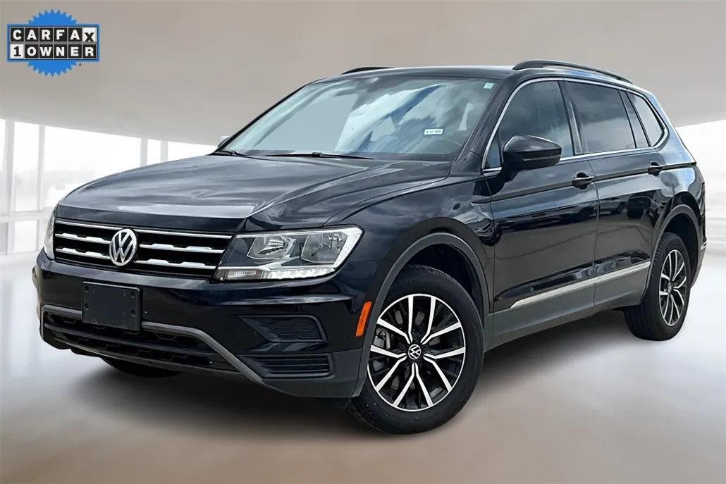 2021 Volkswagen Tiguan SE photo 1