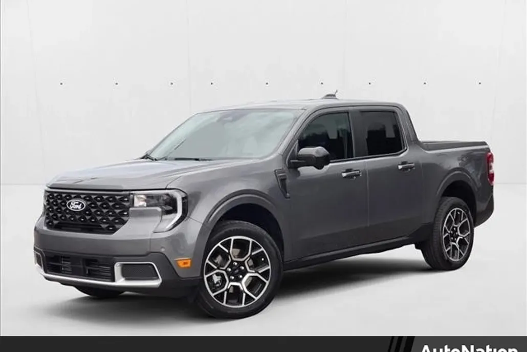 2025 Ford Maverick Lariat photo 1