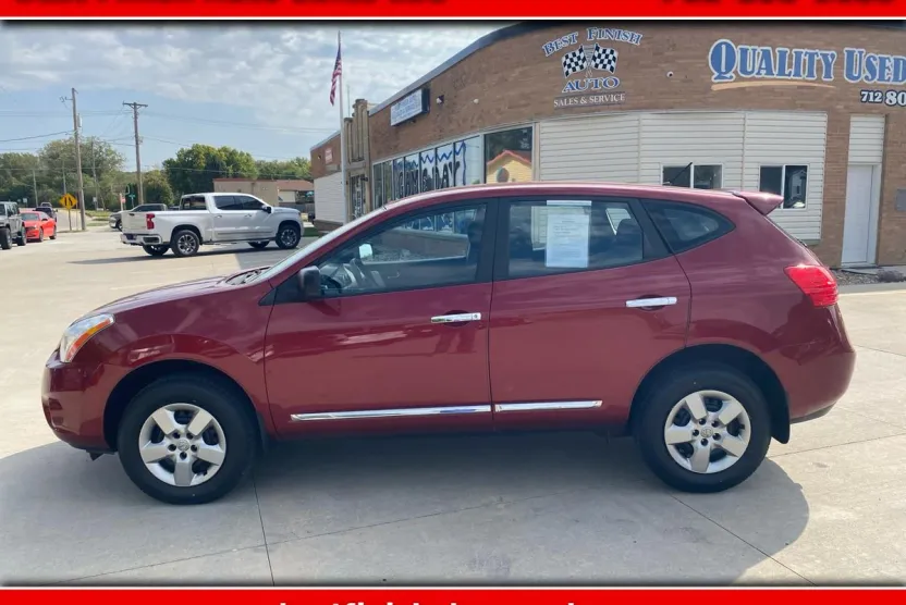 2013 Nissan Rogue S AWD photo 1
