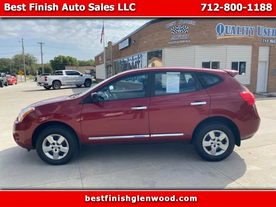 2013 Nissan Rogue S AWD photo 1