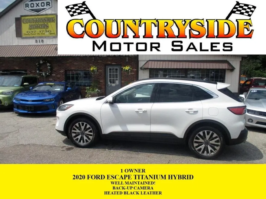 2020 Ford Escape Titanium photo 1