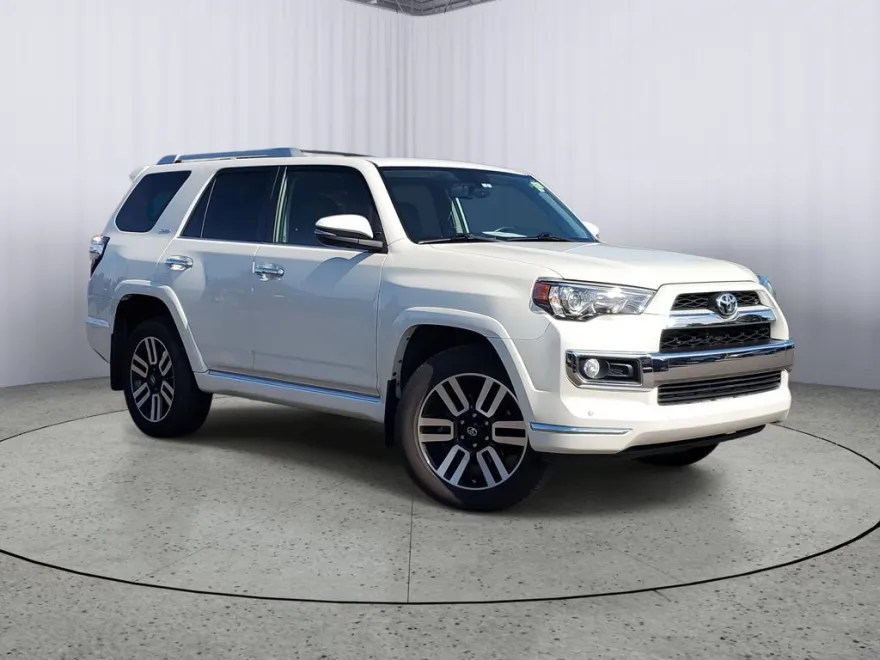 2019 Toyota 4Runner Limited photo 1