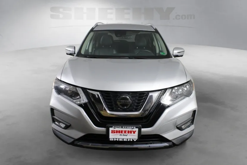 2020 Nissan Rogue SL photo 1