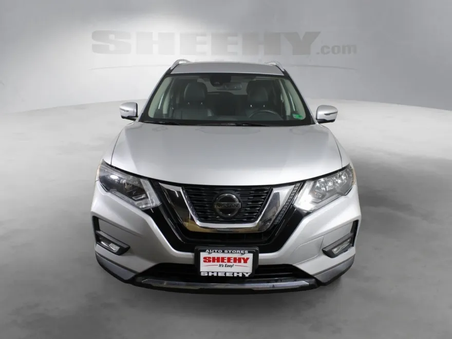 2020 Nissan Rogue SL photo 1
