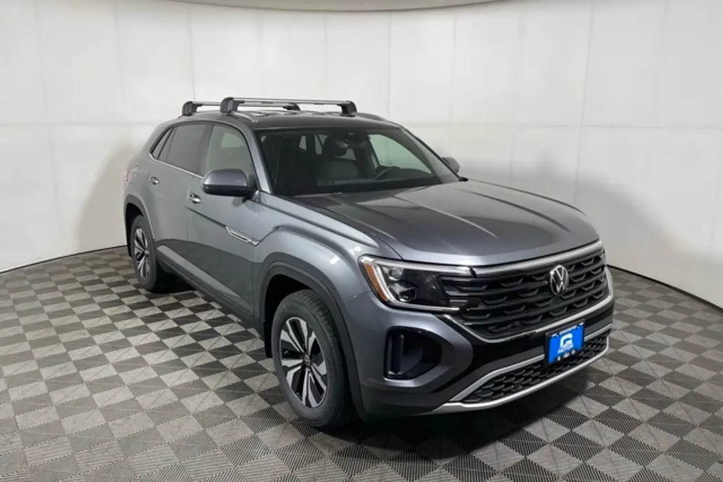 2025 Volkswagen Atlas Cross Sport SE photo 1