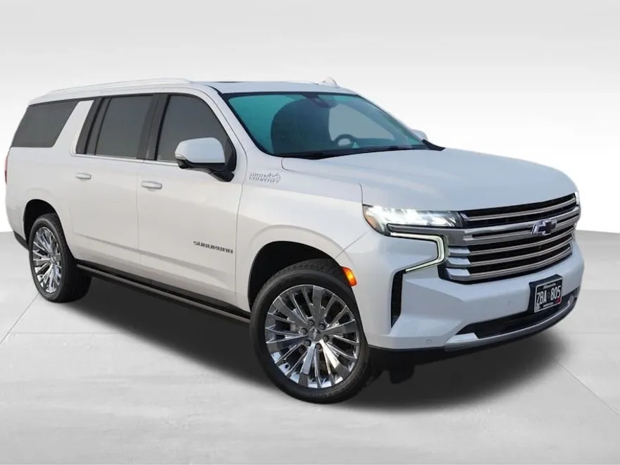 2021 Chevrolet Suburban High Country photo 1