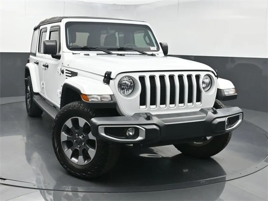 2021 Jeep Wrangler Unlimited Sahara photo 1