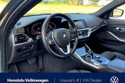 2021 Bmw 330i photo 2