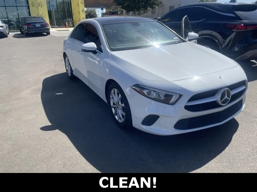 2021 Mercedes Benz A 220 photo 1