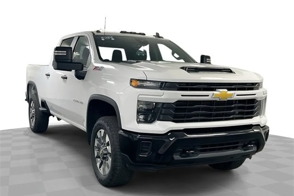 2024 Chevrolet Silverado 2500HD Custom photo 1
