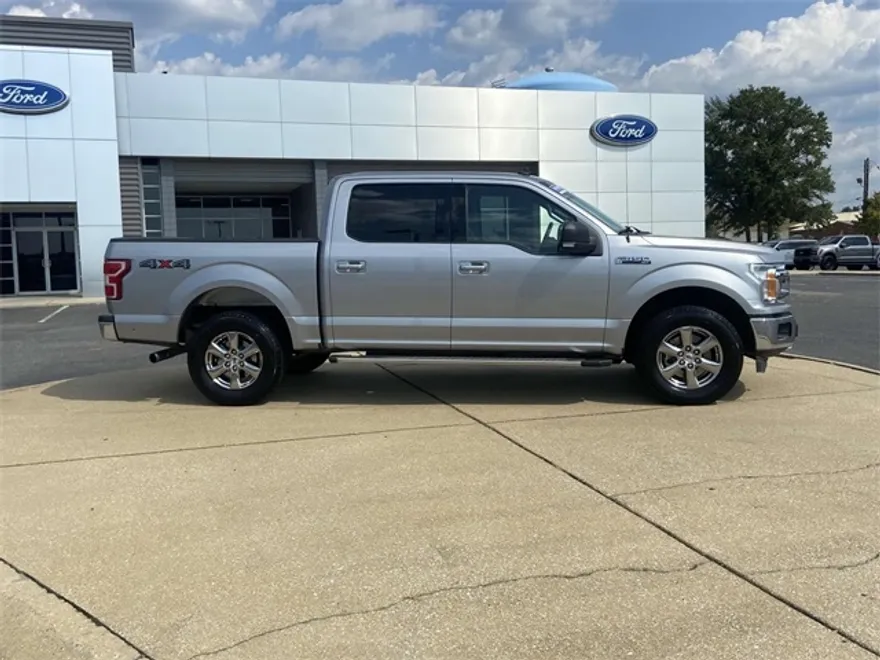 2020 Ford F-150 XLT photo 1