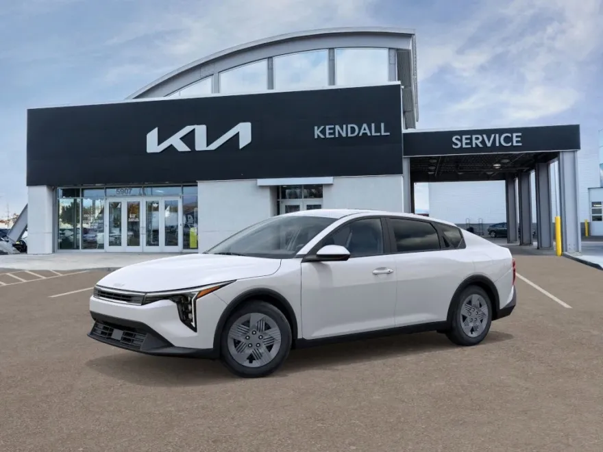 2025 Kia K4 LX photo 1