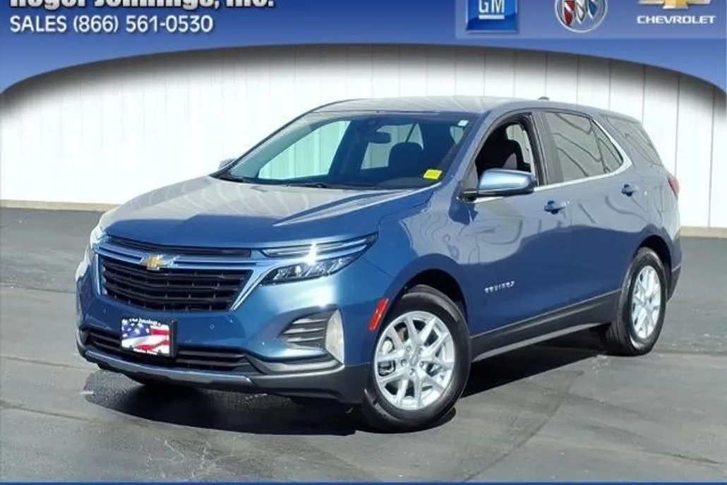 2024 Chevrolet Equinox LT photo 1
