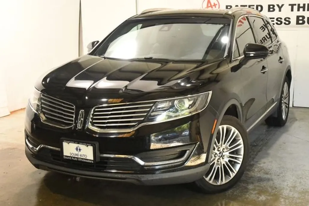 2017 Lincoln MKX Reserve photo 1
