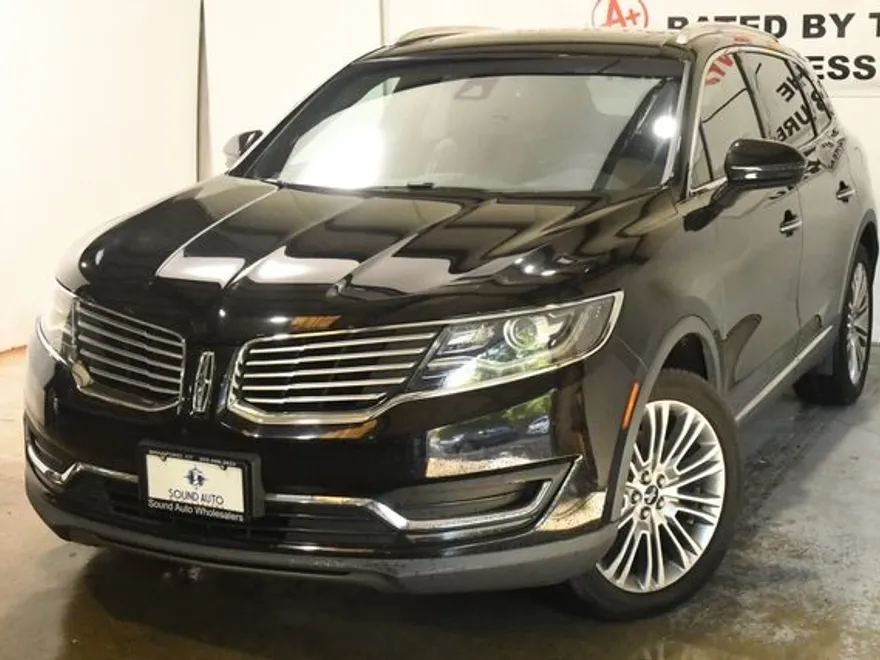 2017 Lincoln MKX Reserve photo 1