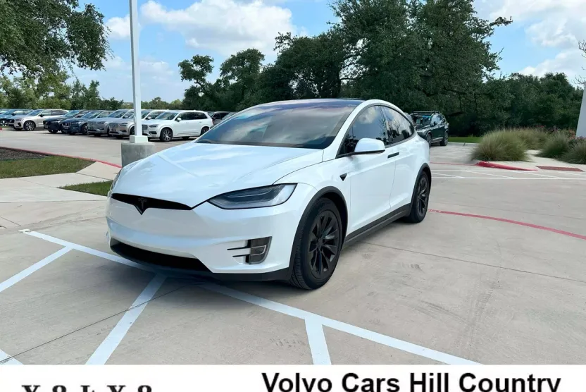 2021 Tesla Model X Long Range photo 1