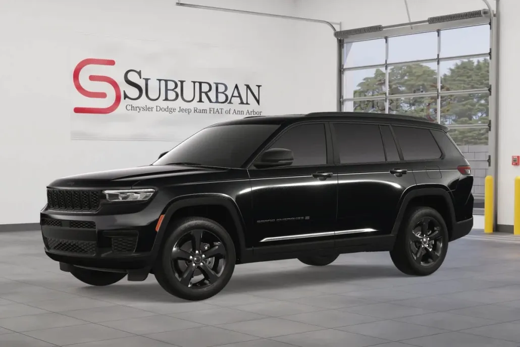 2025 Jeep Grand Cherokee Altitude photo 1