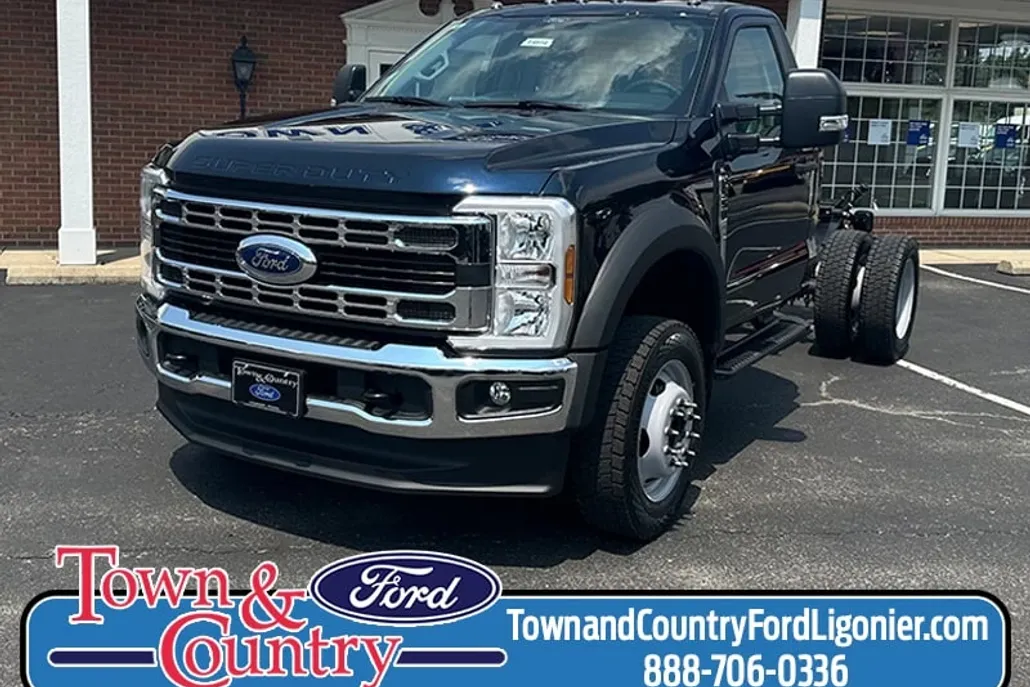 2024 Ford F-550 XL photo 1