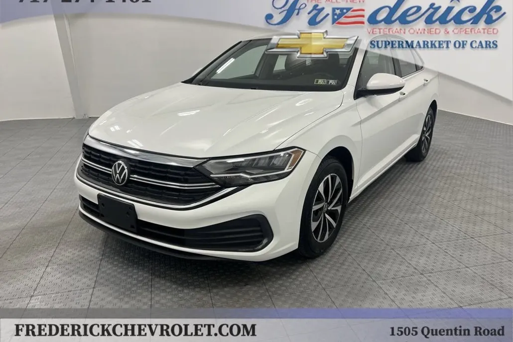 2024 Volkswagen Jetta S photo 1