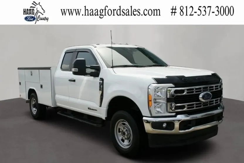 2023 Ford F-350 photo 1