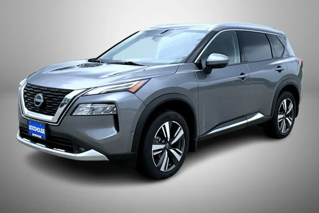 2022 Nissan Rogue Platinum AWD photo 1