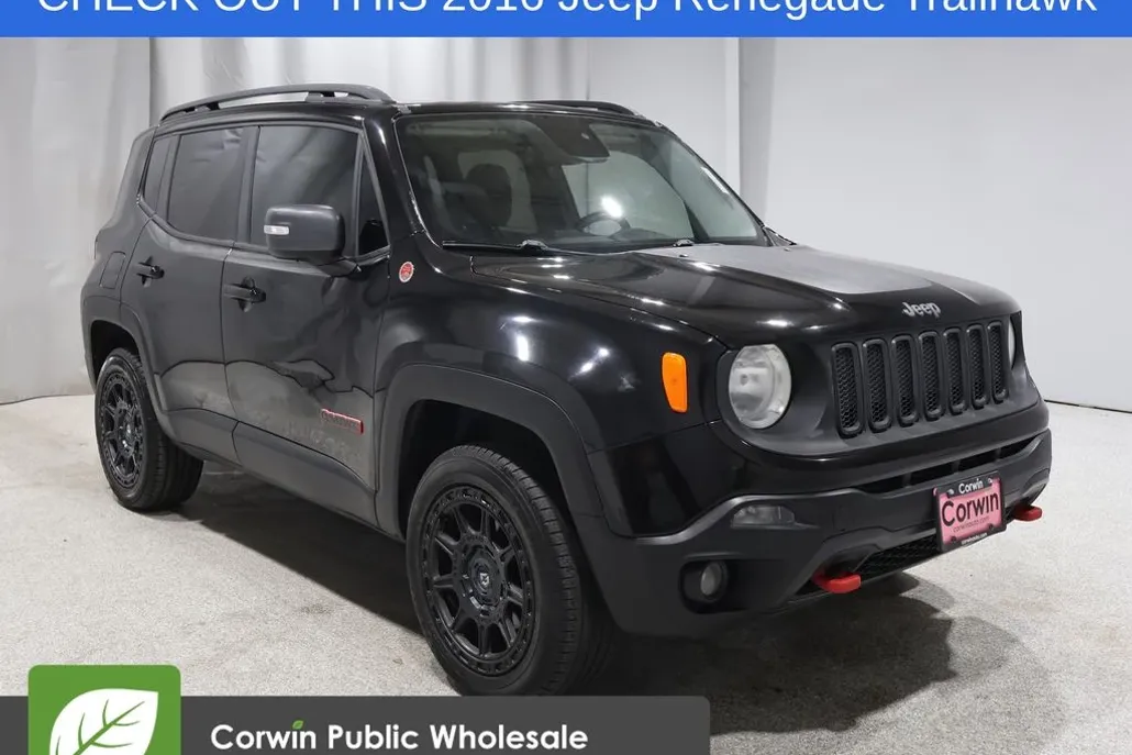 2016 Jeep Renegade Trailhawk photo 1
