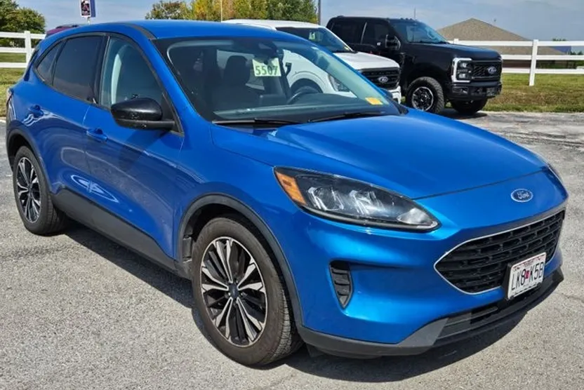 2021 Ford Escape SE photo 1
