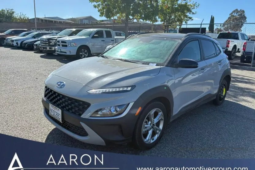 2023 Hyundai Kona SEL photo 1