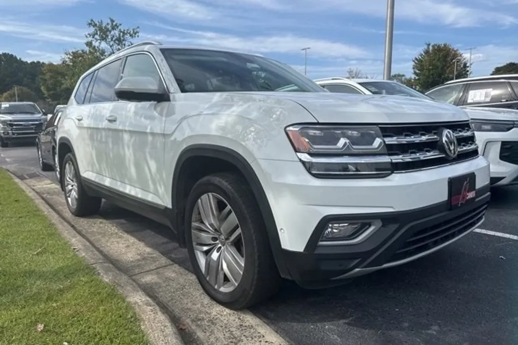 2018 Volkswagen Atlas V6 SEL Premium photo 1