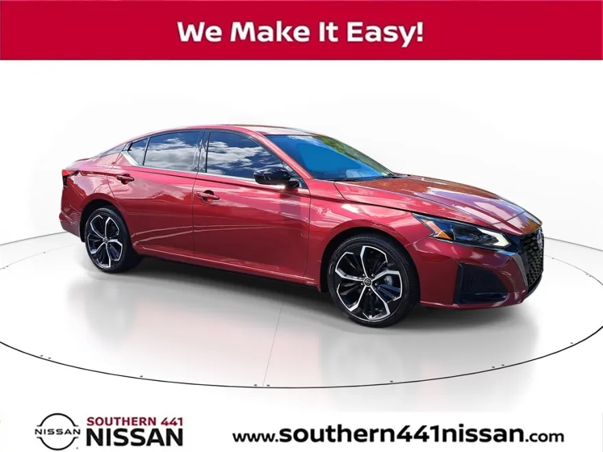 2024 Nissan Altima 2.5 SR photo 1