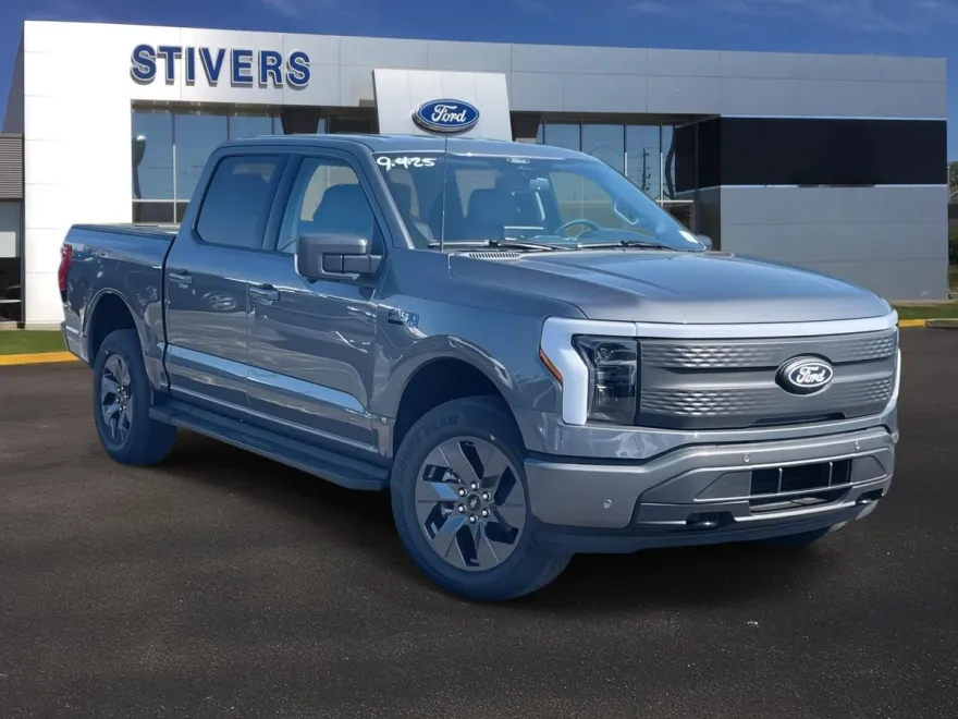 2025 Ford F-150 Lightning photo 1